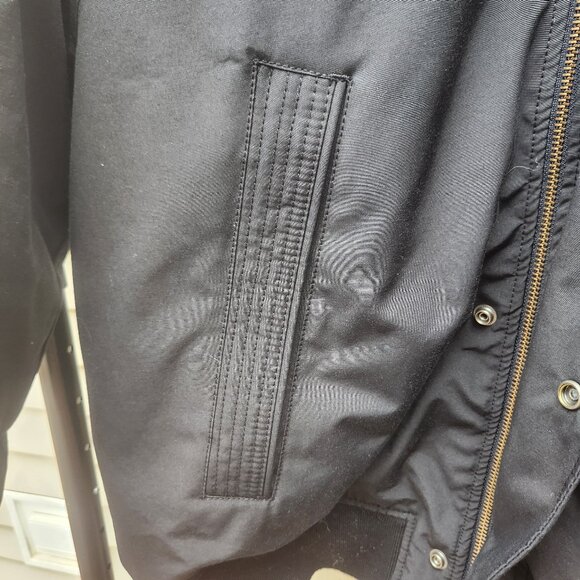 GAP Men's Primaloft Black Down Alternative Coat Hooded Zip-Up - Picture 4 of 16